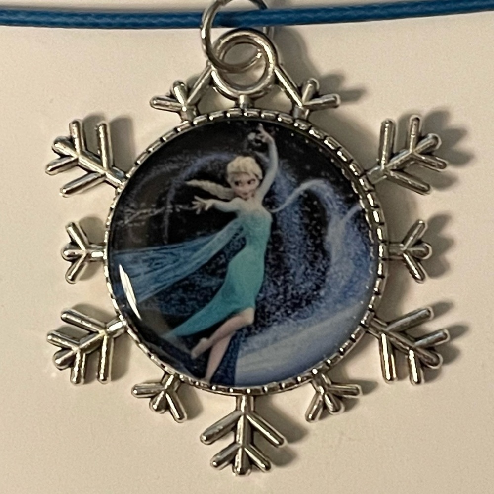 Frozen Elsa Snowflake Cabochon Necklace